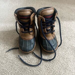 Kids winter boots